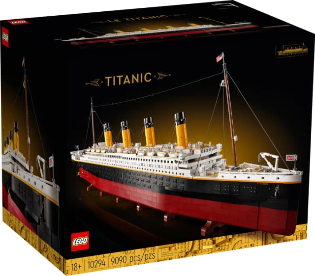 LEGO® Titanic - Image 4