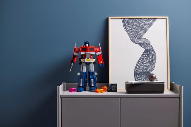 Optimus Prime - Image 9