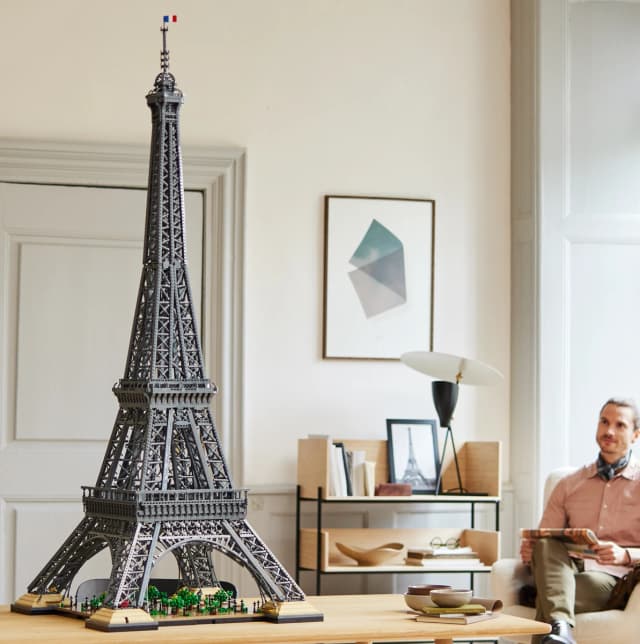 Eiffel tower - Image 8