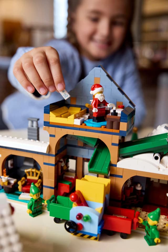 Santa's Post Office - Image 4