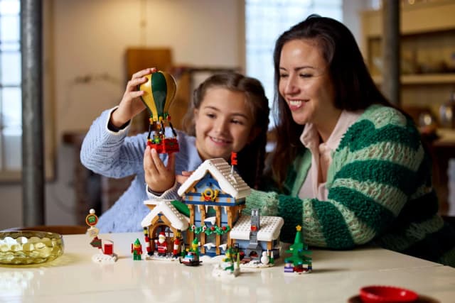 Santa's Post Office - Image 6