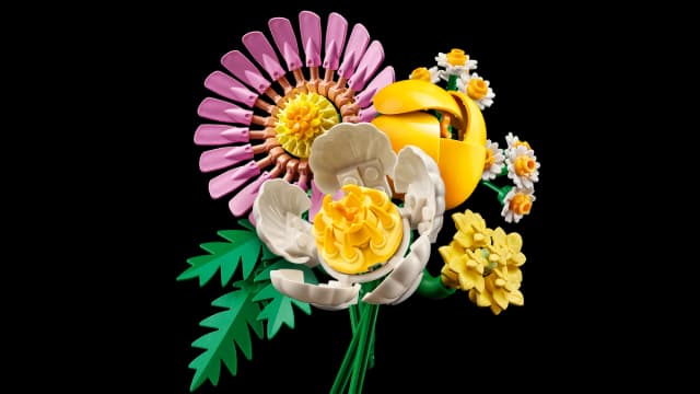 Petite Sunny Bouquet - Image 9