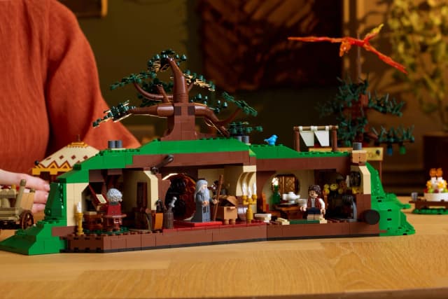 The Lord of the Rings: The Shire™ - Image 4