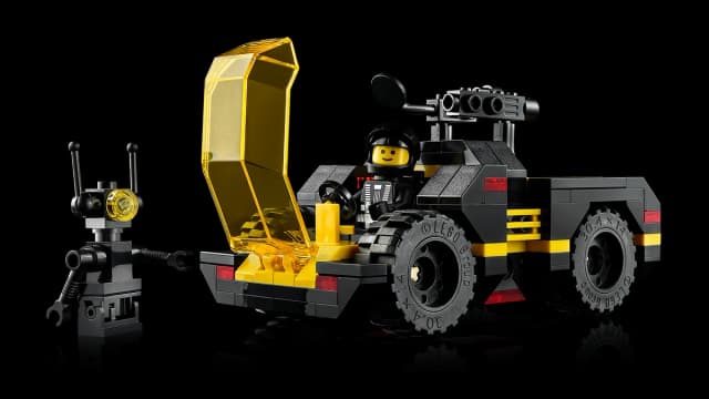 Blacktron Renegade - Image 12