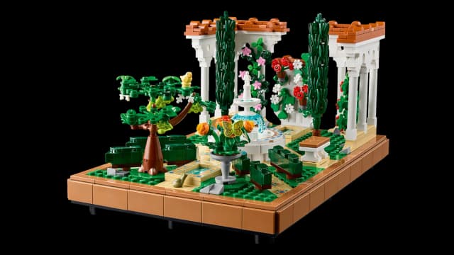 Fountain Garden - Image 2