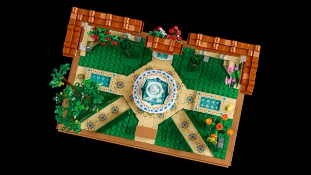 Fountain Garden - Image 3