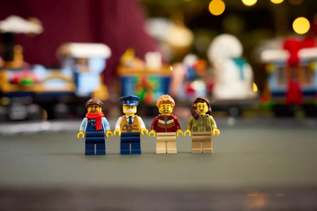 Holiday Express Train - Image 5