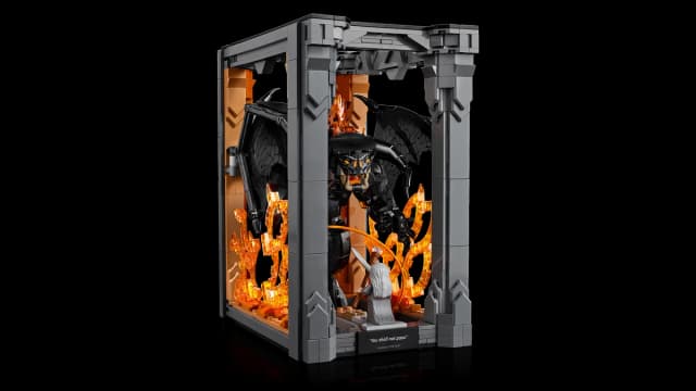 The Lord of the Rings: Balrog™ Book Nook - Image 13