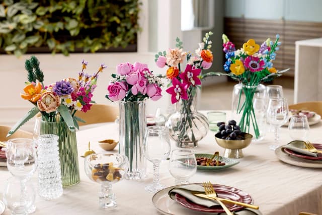 Bouquet of Pink Roses - Image 12