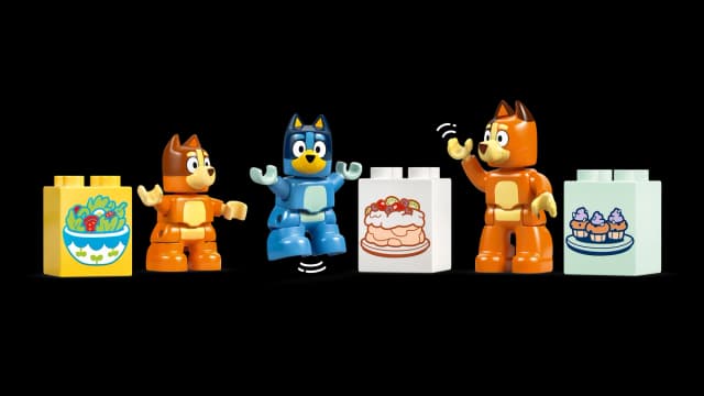 Bluey's Family House with Memory Game - Image 5