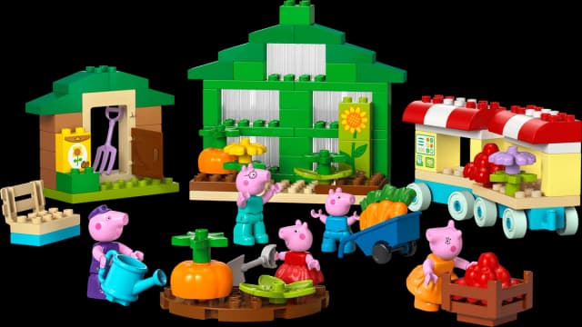 Grandpa Pig's Garden and Greenhouse - Image 3