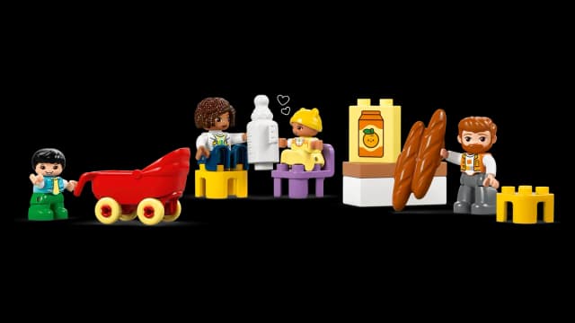 3 in 1 Modern Family House with Figures - Image 8