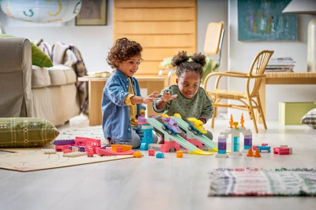 3 in 1 Creative Ramps with Vehicles - Image 7