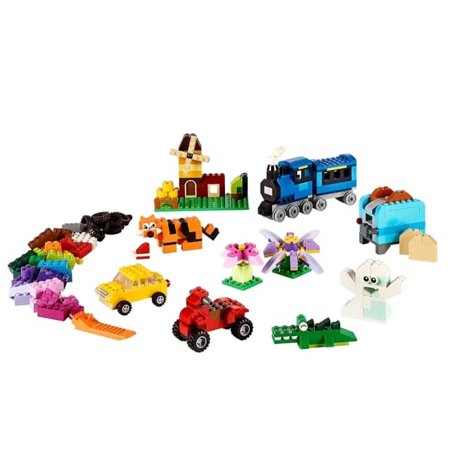 LEGO® Medium Creative Brick Box - Image 3