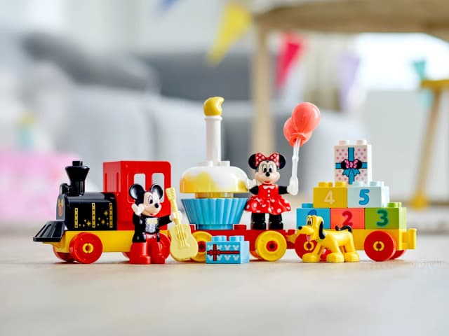 Mickey & Minnie Birthday Train - Image 8