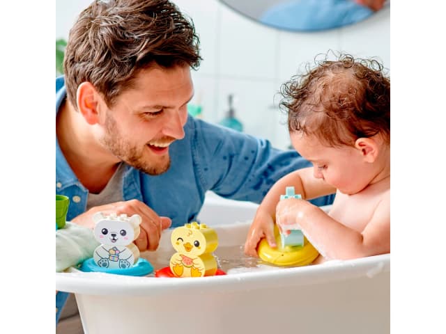 Bath Time Fun: Floating Animal Train - Image 5
