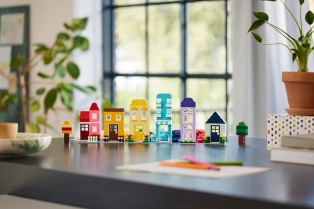 Creative Houses - Image 9