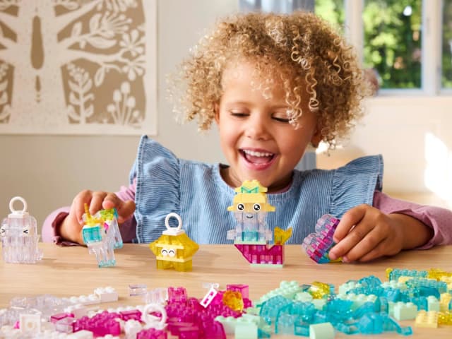 Magical Transparent Box - Image 12