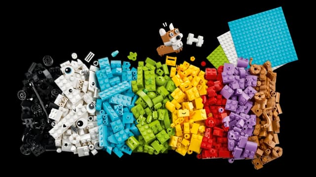 Creative Build-and-Play Box - Image 5