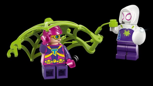 Spidey and Gobby's Raptor Battle at Tree House HQ - Image 9
