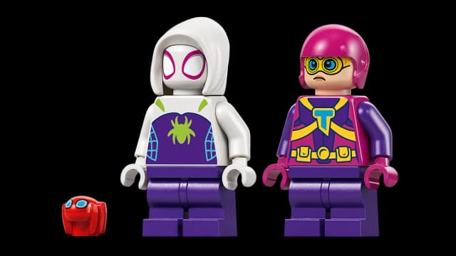 Spidey and Gobby's Raptor Battle at Tree House HQ - Image 7