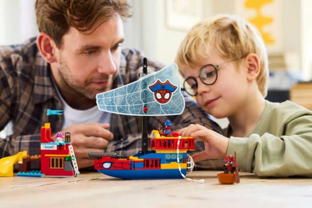 Team Spidey Pirate Ship - Image 4