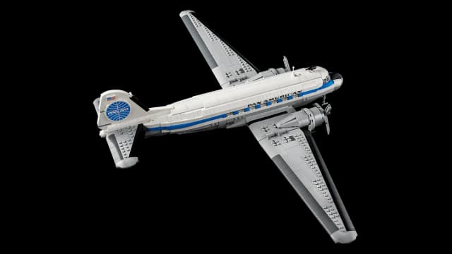 Douglas™ DC-3™ PAN AM® Airliner - Image 4