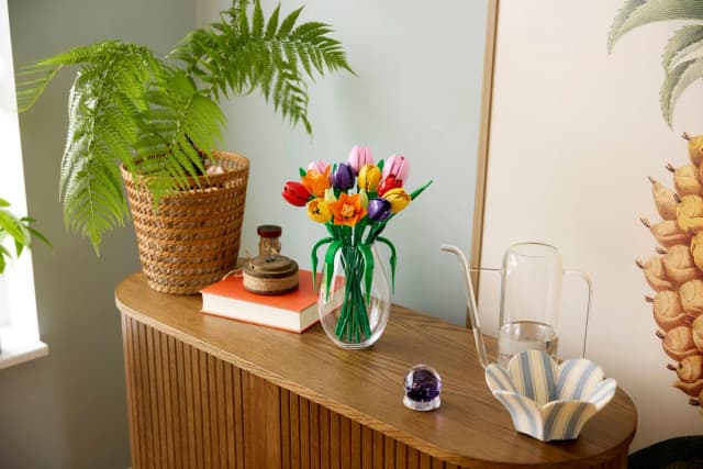 Tulip Bouquet - Image 11