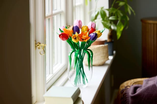 Tulip Bouquet - Image 7