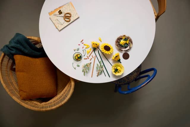 Sunflower Bouquet - Image 15