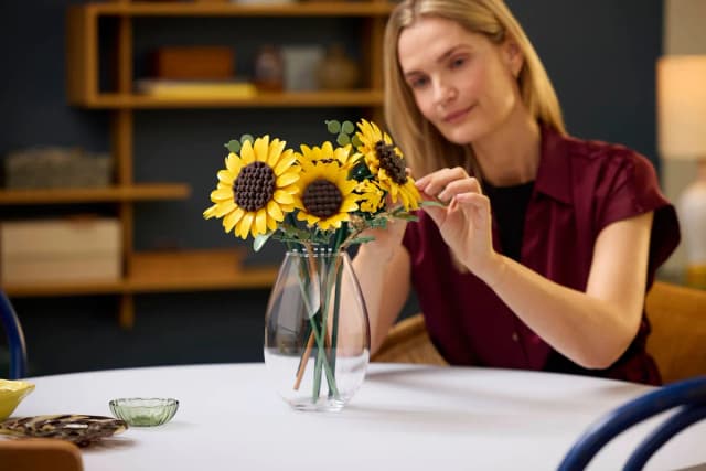Sunflower Bouquet - Image 9