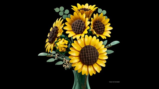 Sunflower Bouquet - Image 13