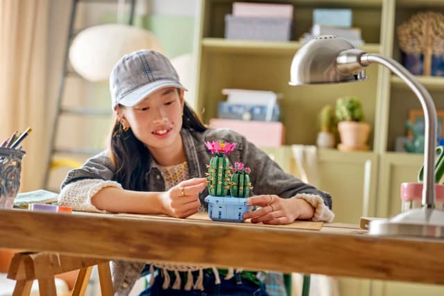 Flowering Cactus - Image 6