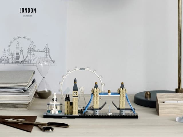 London - Image 9
