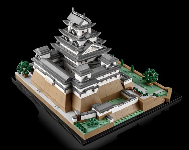 Himeji Castle - Image 10