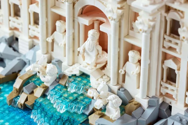 Trevi Fountain - Image 2