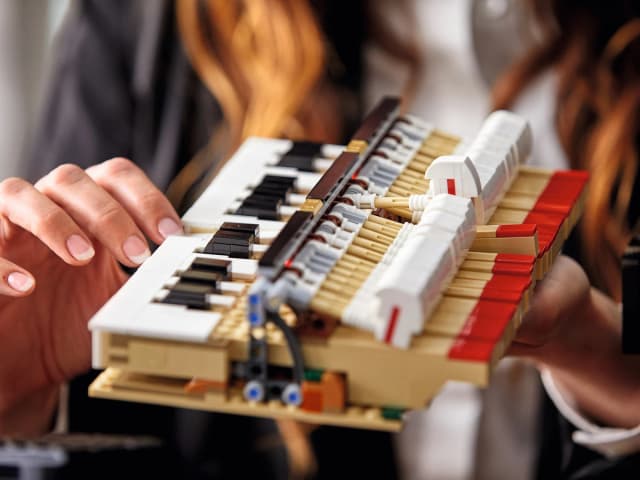 Grand Piano - Image 12