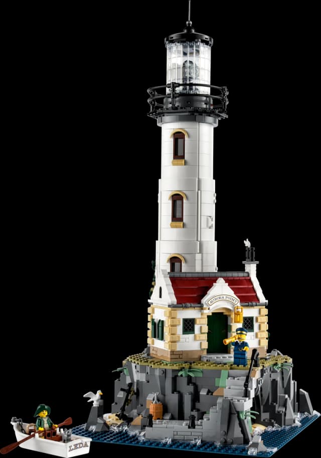 Motorised Lighthouse - Image 1