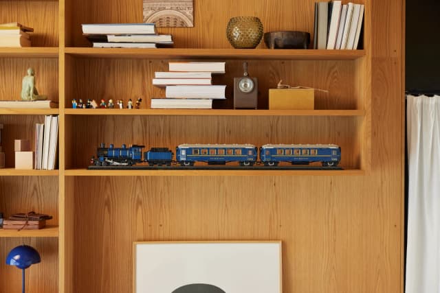 The Orient Express Train - Image 4