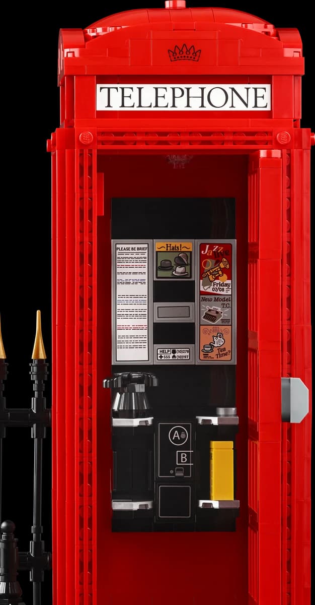 Red London Telephone Box - Image 9