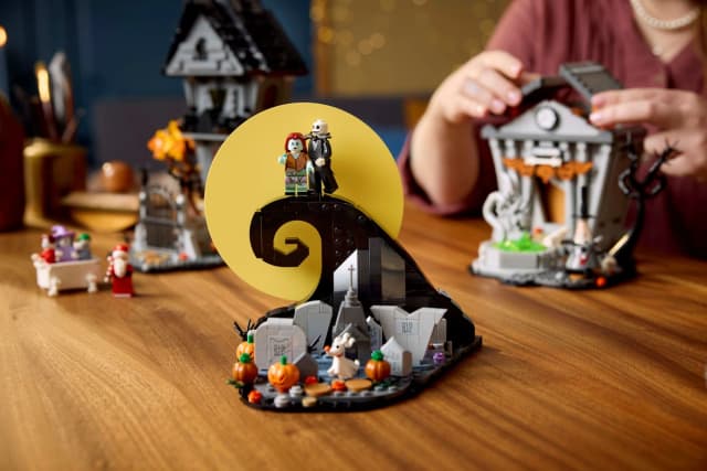 Disney Tim Burton's The Nightmare Before Christmas - Image 4