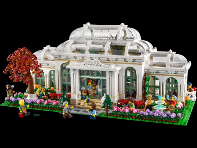The Botanical Garden - Image 2