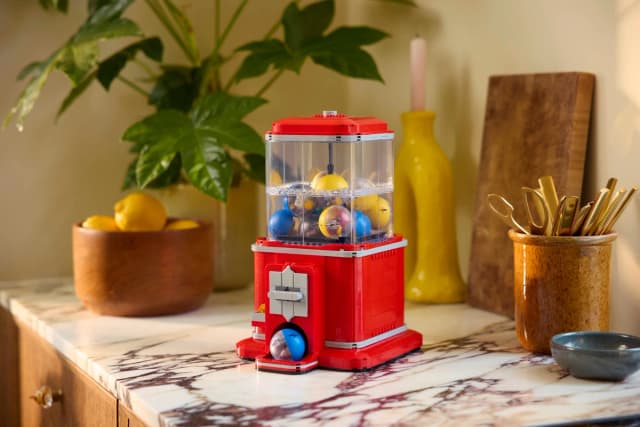 Minifigure Vending Machine - Image 2
