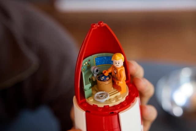 Tintin® Moon Rocket - Image 11