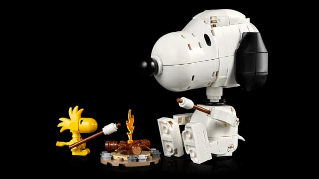 Peanuts: Snoopy's Doghouse - Image 5