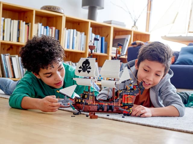 Pirate Ship - Image 9
