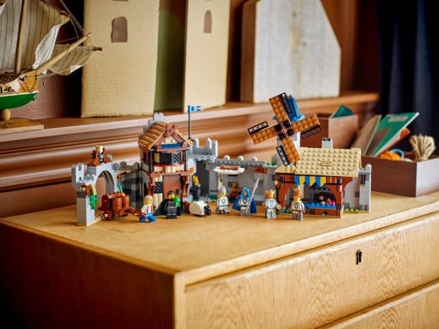 Medieval Horse Knight Castle - Image 9