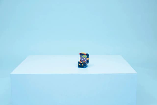 Retro Gaming Console - Image 8