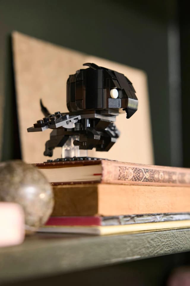 Luna Lovegood™ & Thestral Figures - Image 7