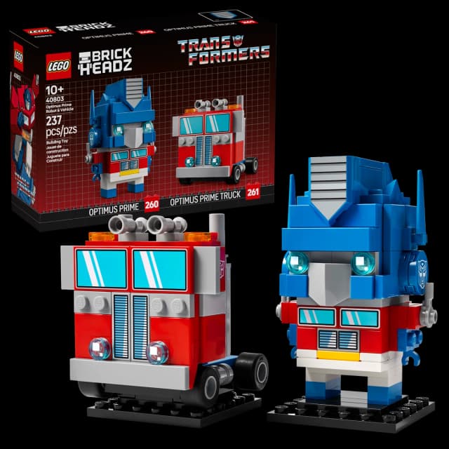 Optimus Prime Robot & Vehicle - Image 6